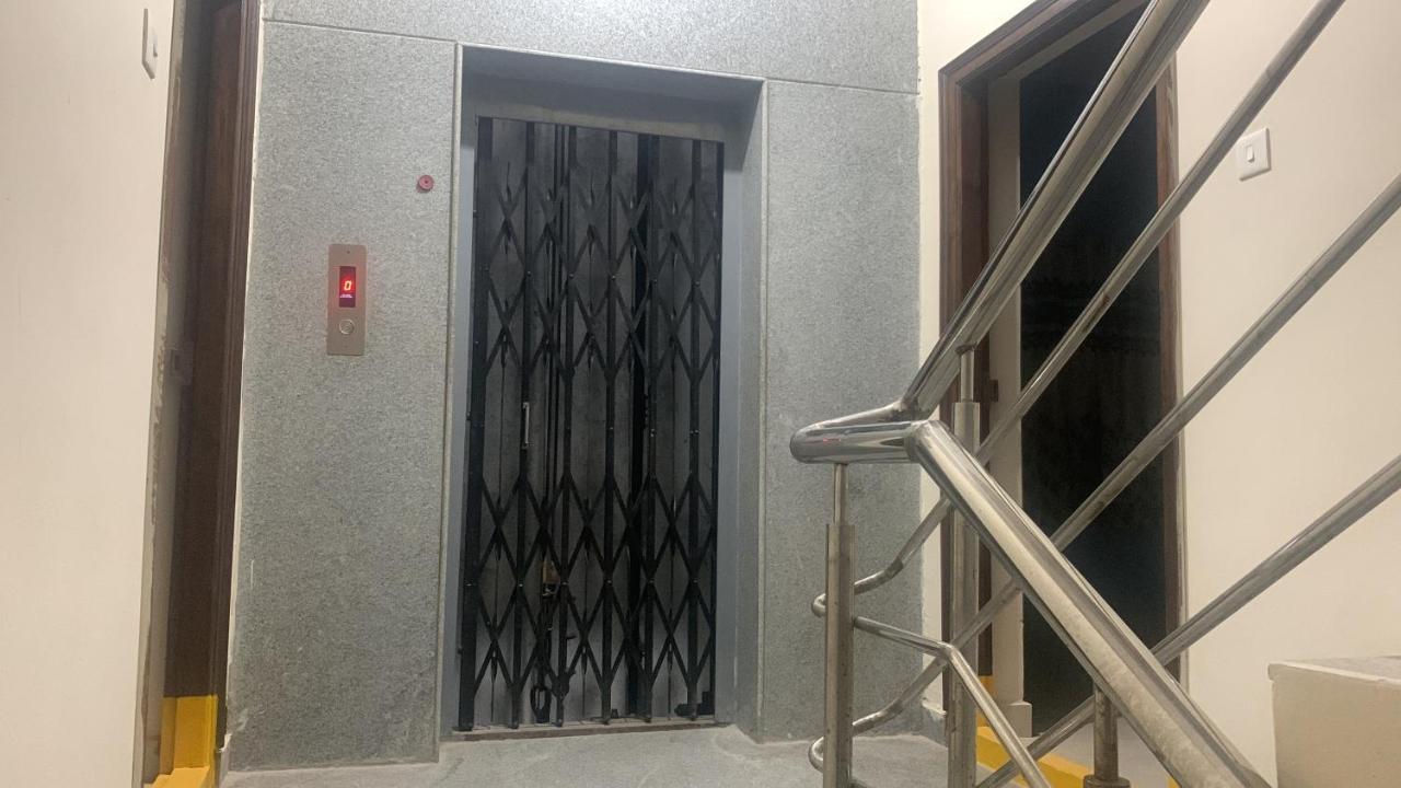 Homewood Suites Hyderabad Exterior photo