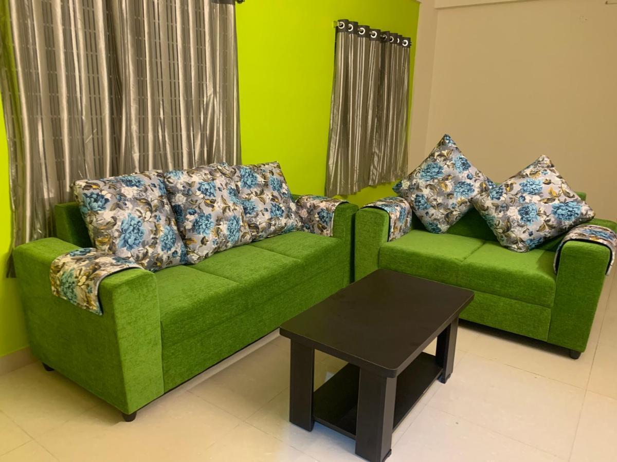 Homewood Suites Hyderabad Exterior photo