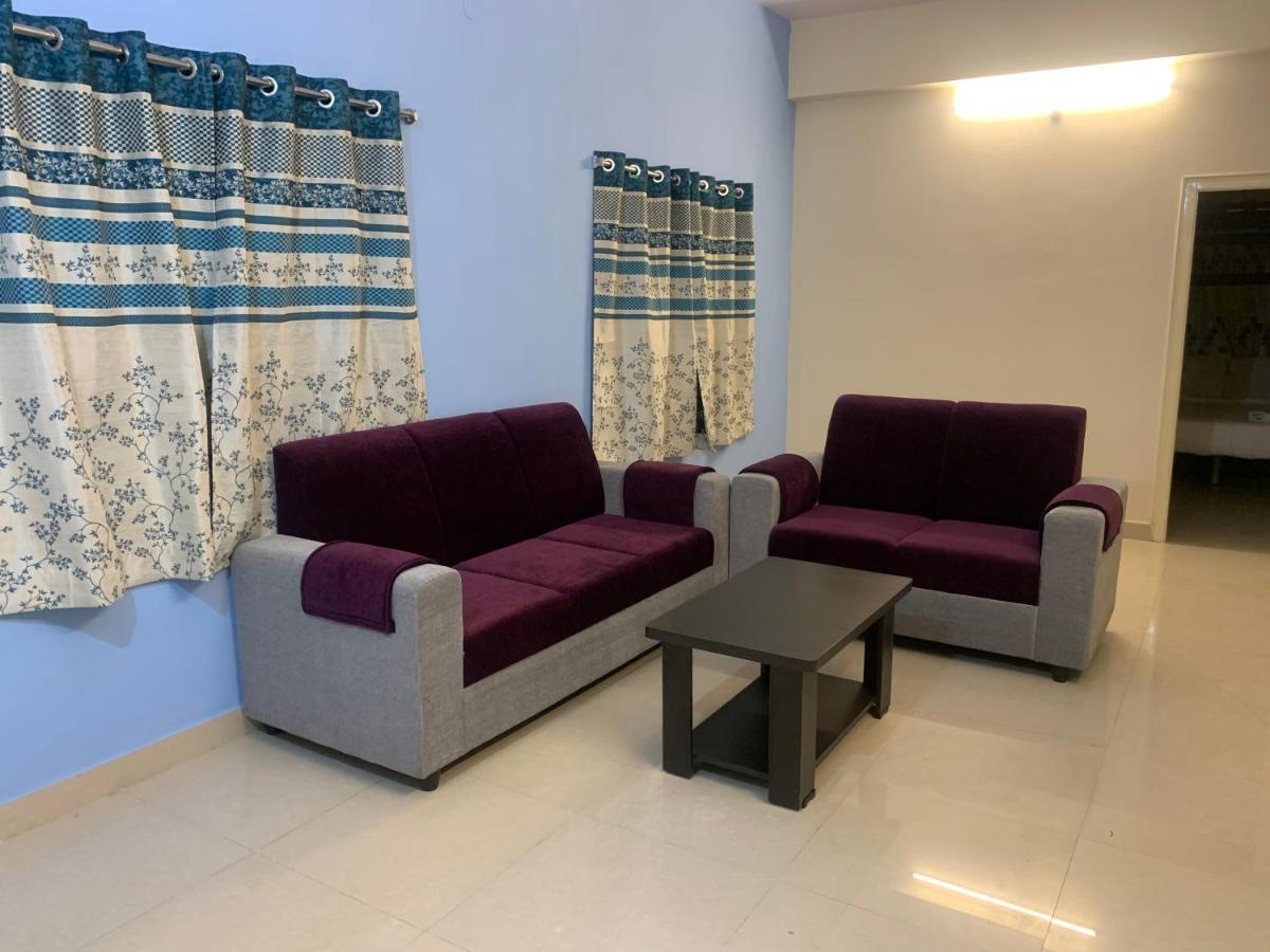 Homewood Suites Hyderabad Exterior photo