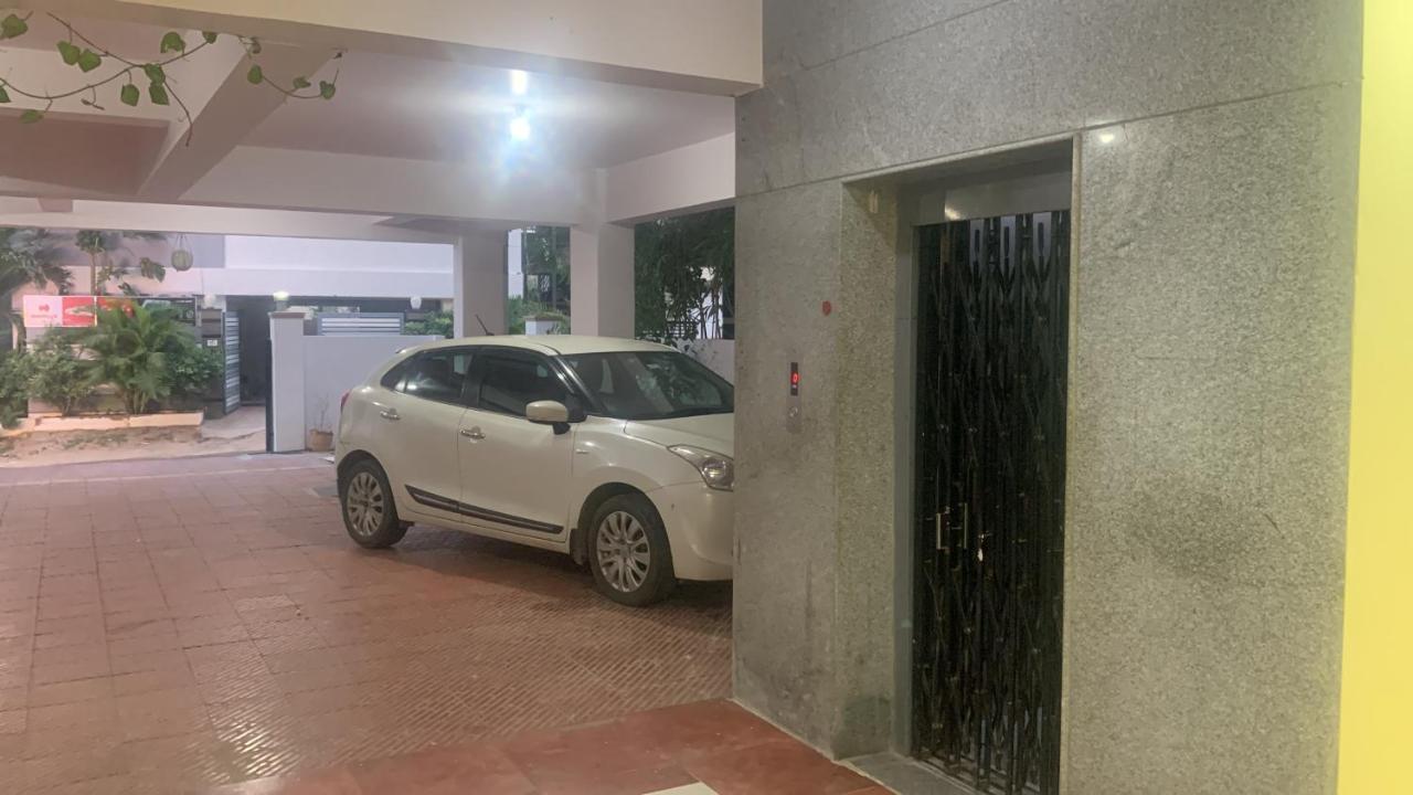 Homewood Suites Hyderabad Exterior photo