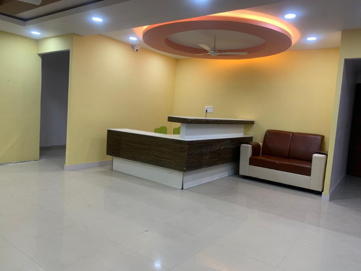 Homewood Suites Hyderabad Exterior photo